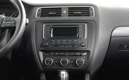 Volkswagen Jetta 1.40 робот, фото №1