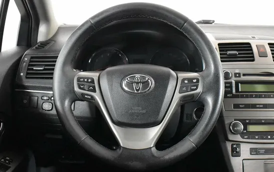 Toyota Avensis 1.80 вариатор, фото №1