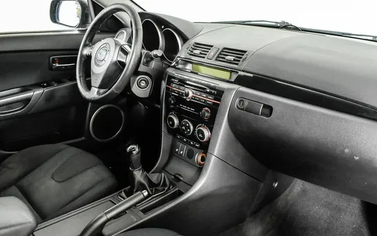 Mazda 3 2.00 механика, фото №1