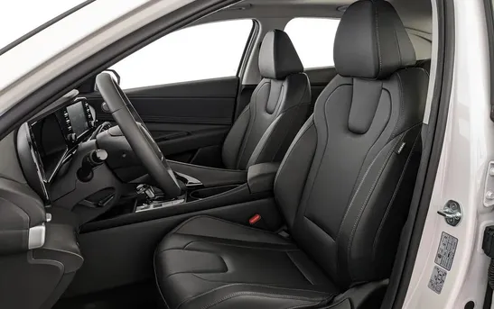 Hyundai Elantra 1.50 вариатор, фото №1