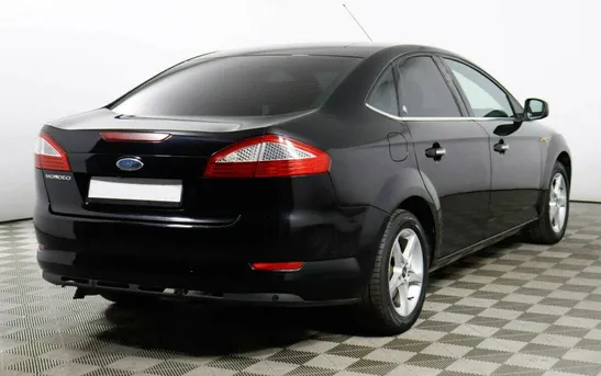 Ford Mondeo 2.00 механика, фото №1
