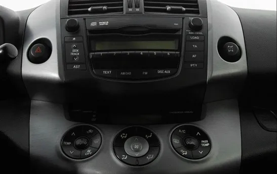 Toyota RAV4 2.00 механика, фото №1