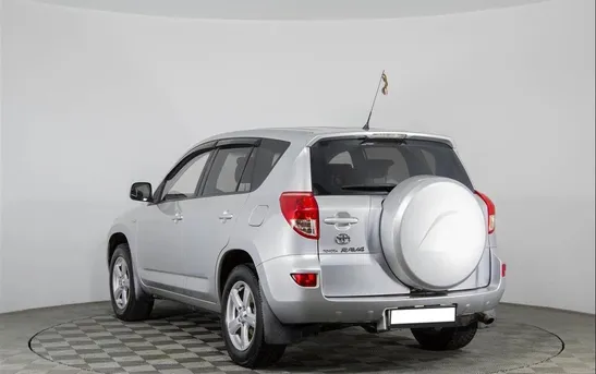 Toyota RAV4 2.00 механика, фото №1