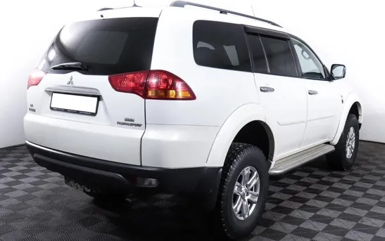 Mitsubishi Pajero Sport 2.50 автомат, фото №1