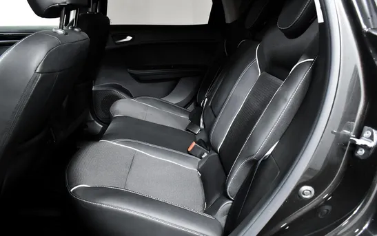 Renault Arkana 1.30 вариатор, фото №1