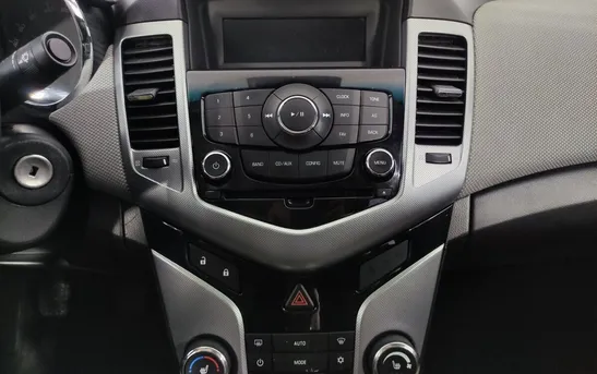 Chevrolet Cruze 1.80 механика, фото №1