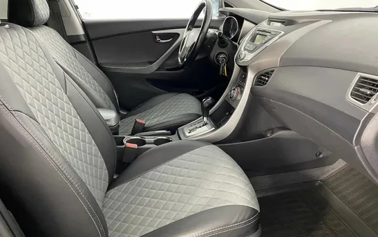 Hyundai Elantra 1.60 автомат, фото №1
