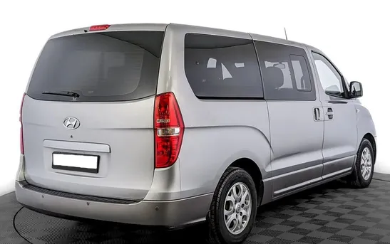 Hyundai H-1 2.50 автомат, фото №1