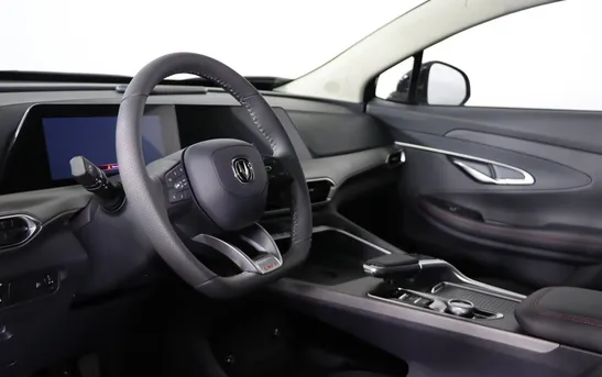 Changan UNI-T 1.50 робот, фото №1