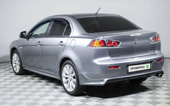 Mitsubishi Lancer 1.60 автомат, фото №1
