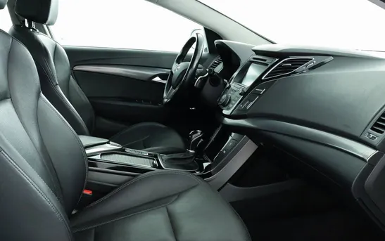 Hyundai i40 2.00 автомат, фото №1