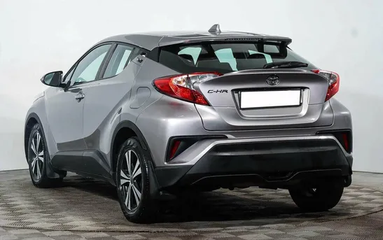 Toyota C-HR 2.00 вариатор, фото №1