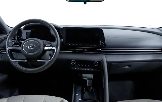 Hyundai Elantra 1.60 автомат, фото №1