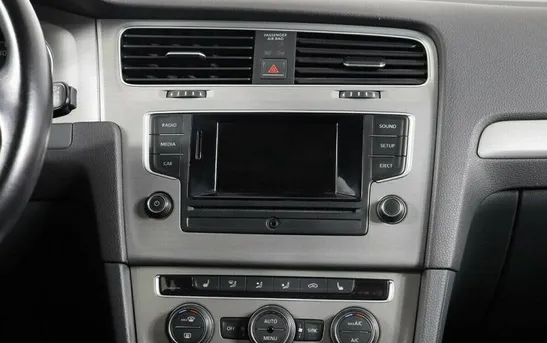 Volkswagen Golf 1.40 робот, фото №1