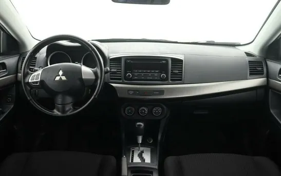 Mitsubishi Lancer 1.60 автомат, фото №1