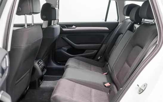 Volkswagen Passat 1.80 робот, фото №1