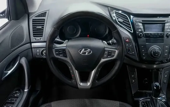 Hyundai i40 2.00 автомат, фото №1