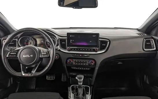 Kia Ceed 1.50 робот, фото №1
