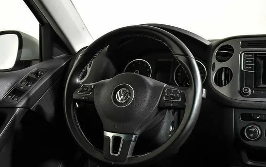 Volkswagen Tiguan 1.40 робот, фото №1