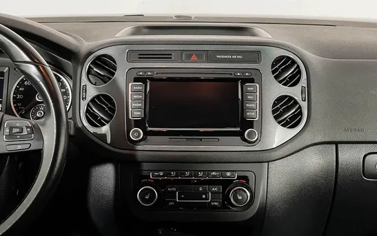 Volkswagen Tiguan 2.00 автомат, фото №1