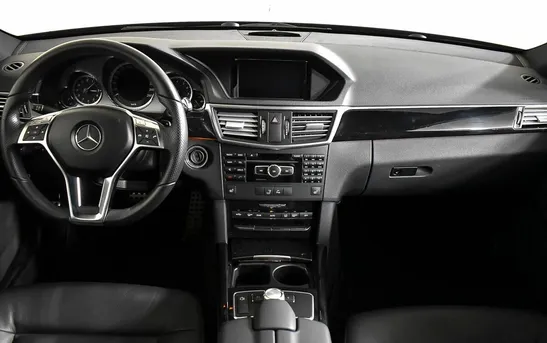 Mercedes-Benz E-Класс 3.50 автомат, фото №1