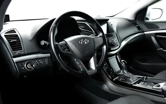 Hyundai i40 2.00 автомат, фото №1