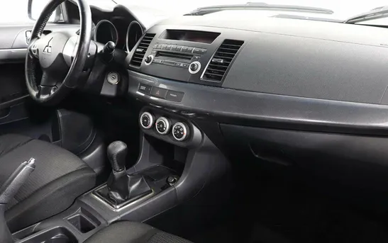 Mitsubishi Lancer 1.80 механика, фото №1