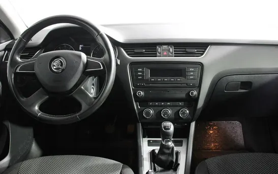 Skoda Octavia 1.80 механика, фото №1