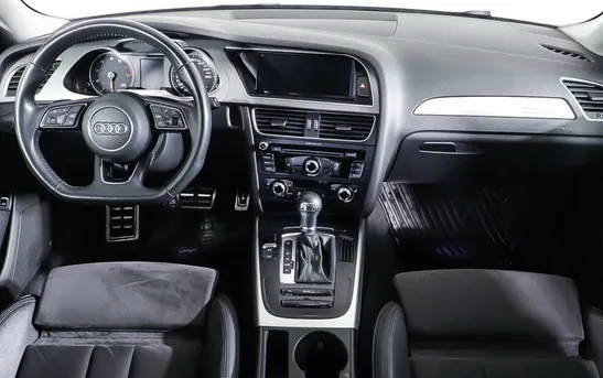 Audi A4 2.00 робот, фото №1