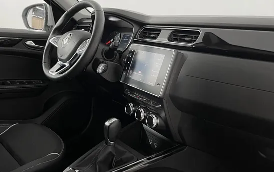 Renault Arkana 1.30 вариатор, фото №1