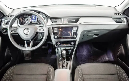 Skoda Rapid 1.40 робот, фото №1