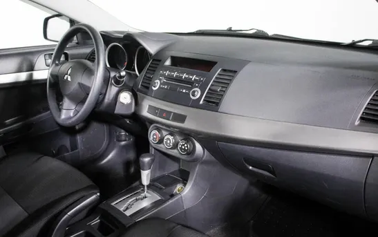 Mitsubishi Lancer 1.50 автомат, фото №1
