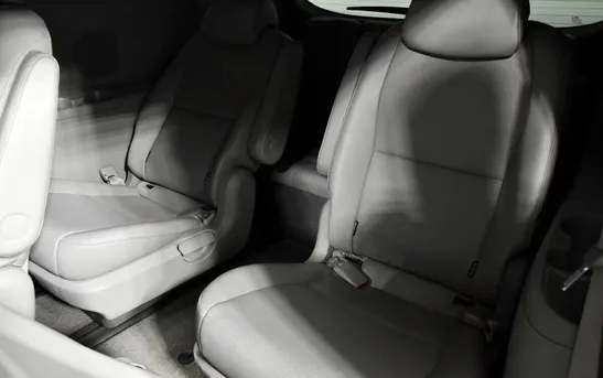 Kia Carnival 2.20 автомат, фото №1