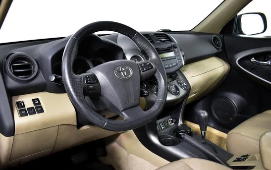 Toyota RAV4 2.00 вариатор, фото №1