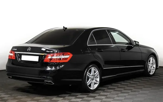Mercedes-Benz E-Класс 3.50 автомат, фото №1