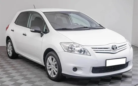 Toyota Auris 1.60 автомат, фото №1