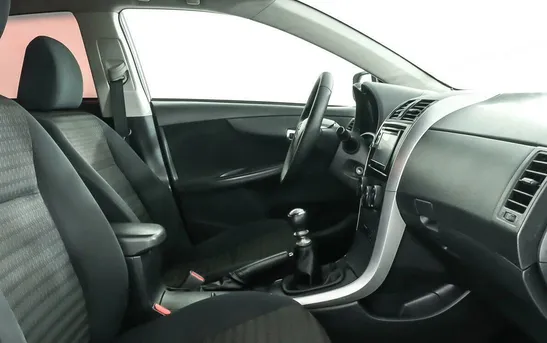 Toyota Corolla 1.30 механика, фото №1