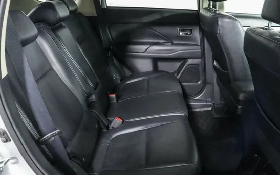 Mitsubishi Outlander 2.00 вариатор, фото №1